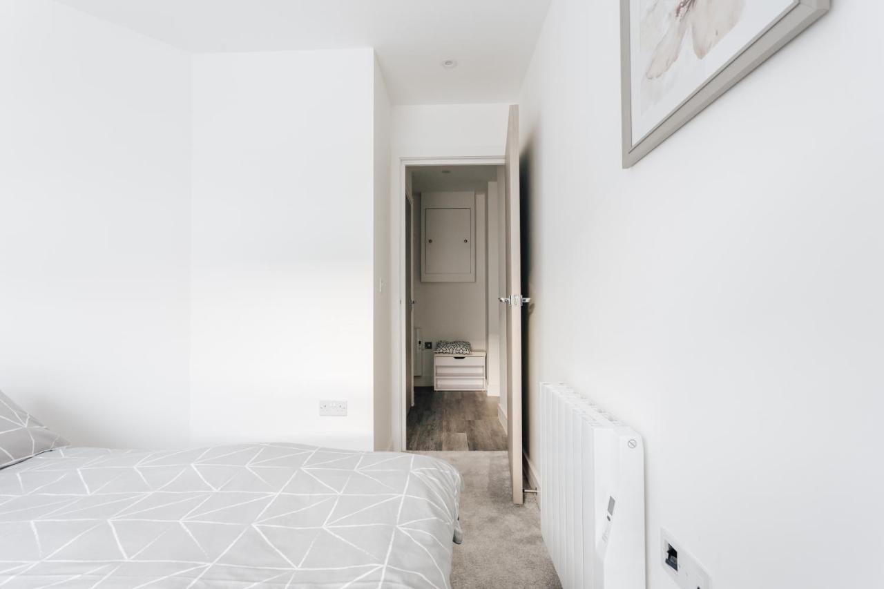 Central 2 Double Bedroom Flat With Parking Борнмут Экстерьер фото
