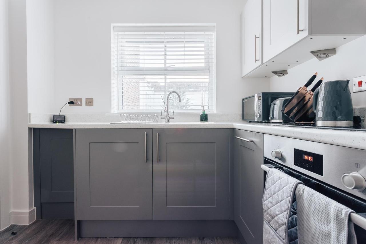 Central 2 Double Bedroom Flat With Parking Борнмут Экстерьер фото