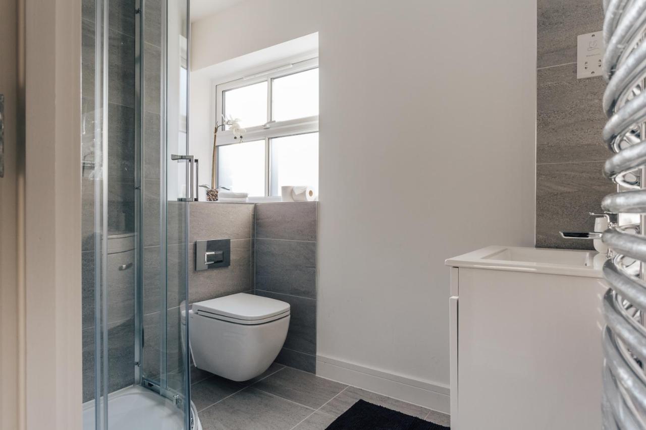 Central 2 Double Bedroom Flat With Parking Борнмут Экстерьер фото